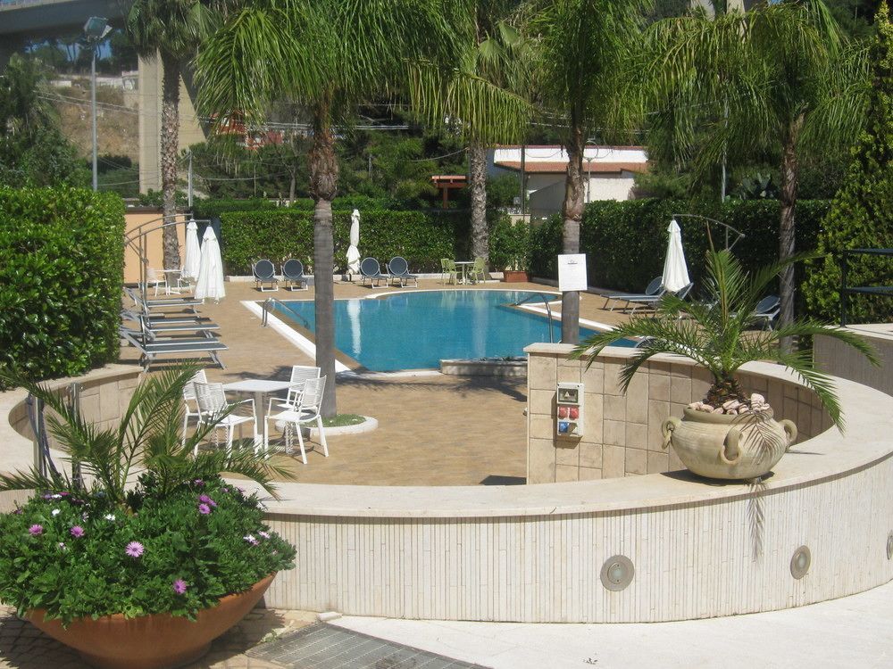 Hotel Costa Azul Balestrate Esterno foto