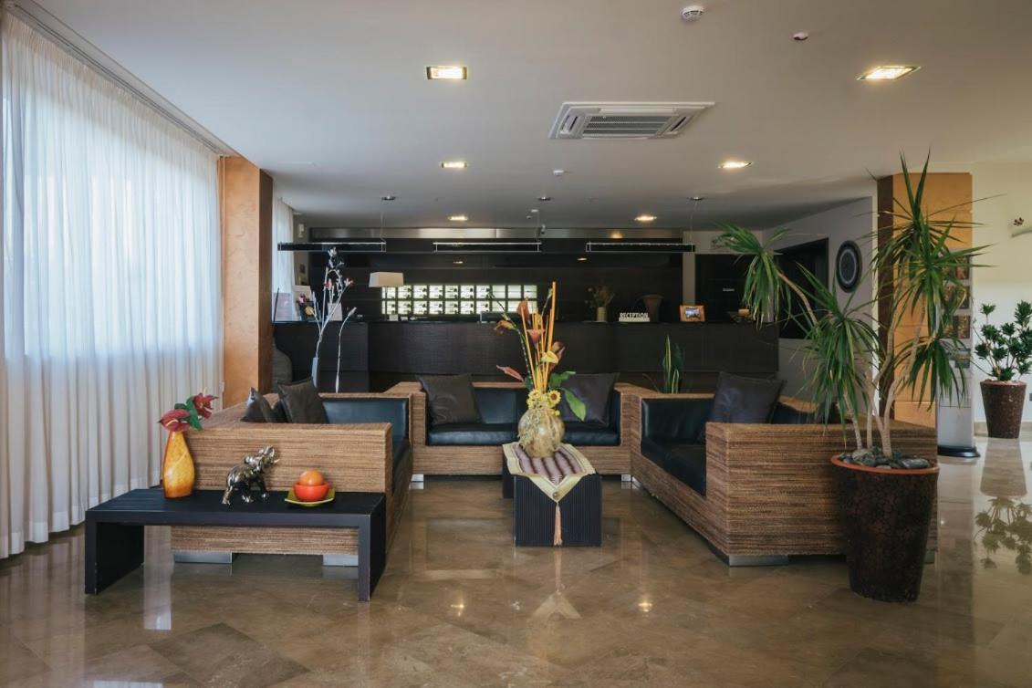 Hotel Costa Azul Balestrate Esterno foto